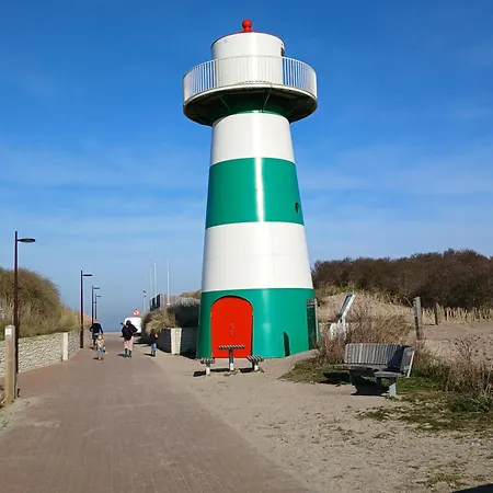 Golfbreker Nyaraló De Haan